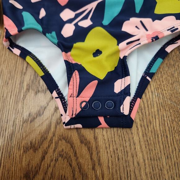 Carter's 18M Rashguard - Picture 2 of 5